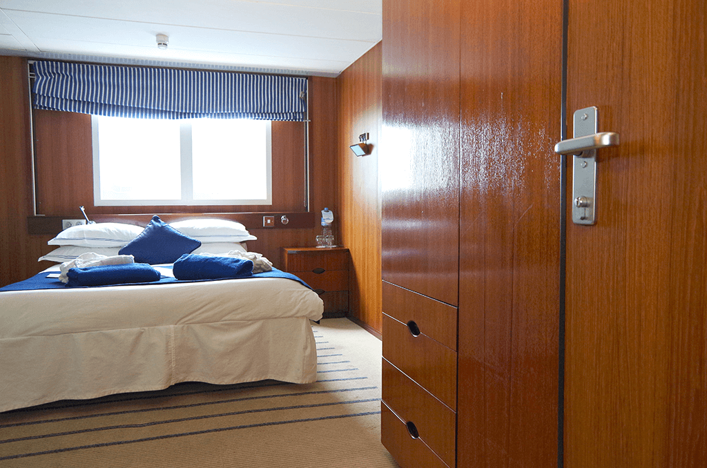 Cruise Cabin