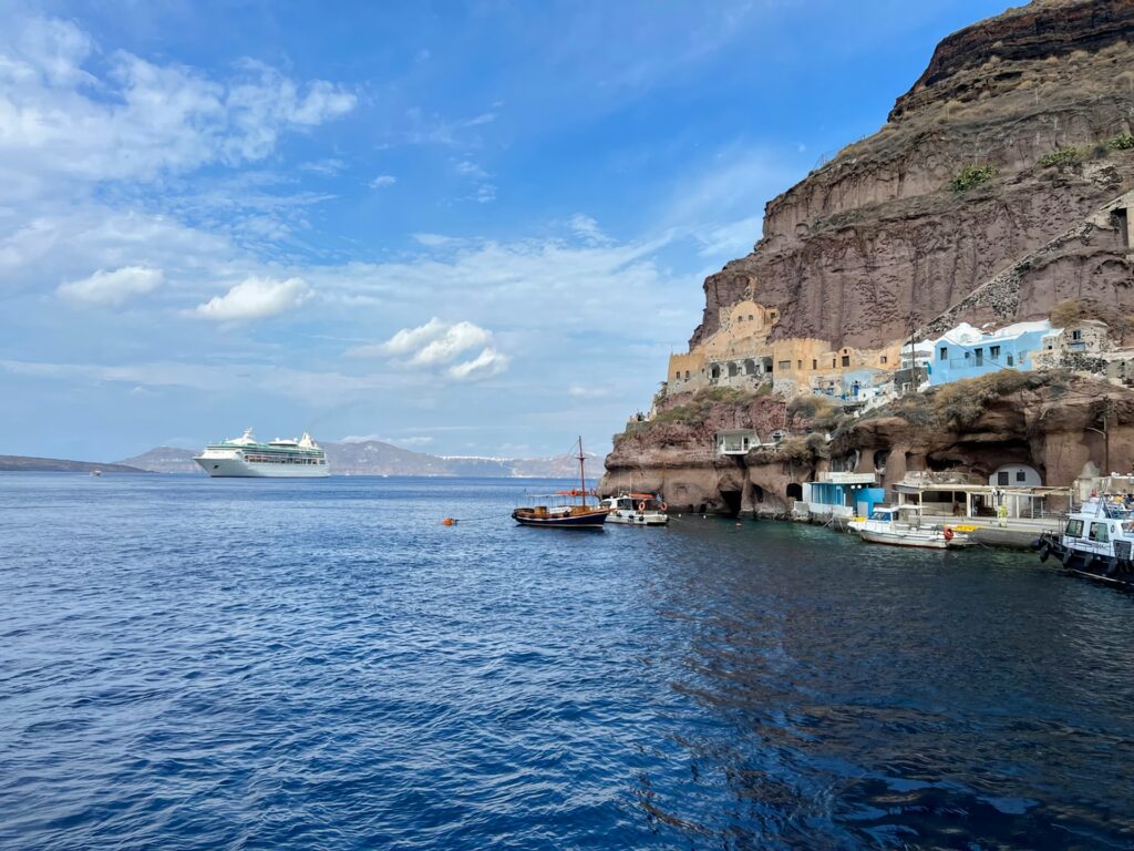 Sailing On A Santorini Cruise