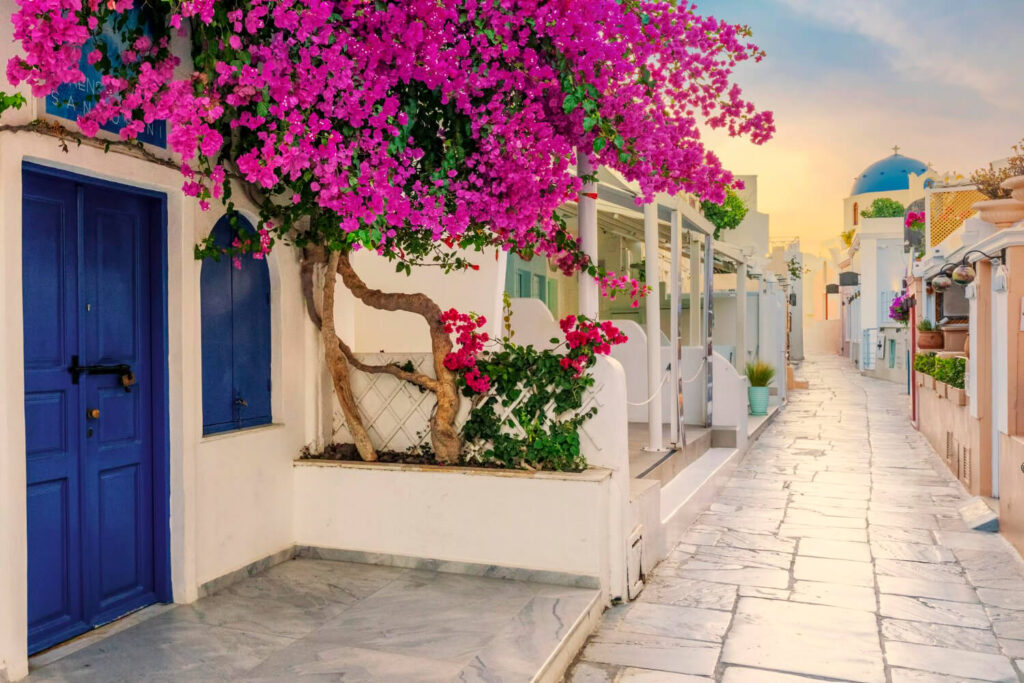 Best Time to Visit Santorini Island